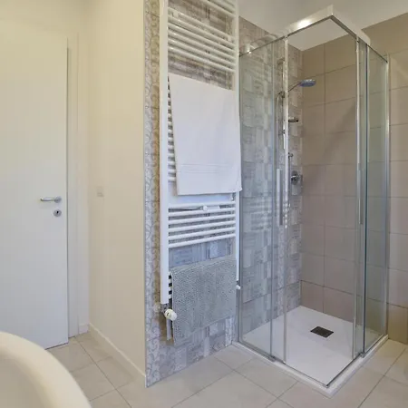 Lovely In With Wifi Apartment Viareggio
