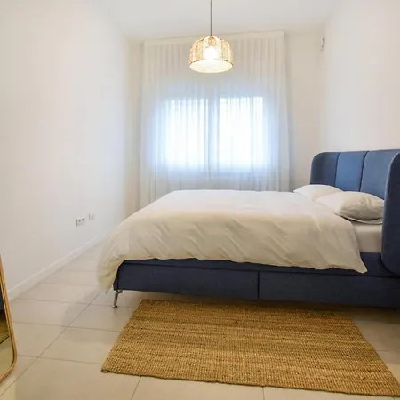 Lovely In With Wifi Apartment *